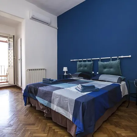 Tiberim Trastevere 9