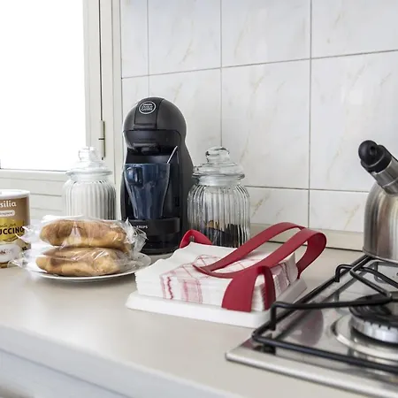 Apartment Tiberim Trastevere 9 *